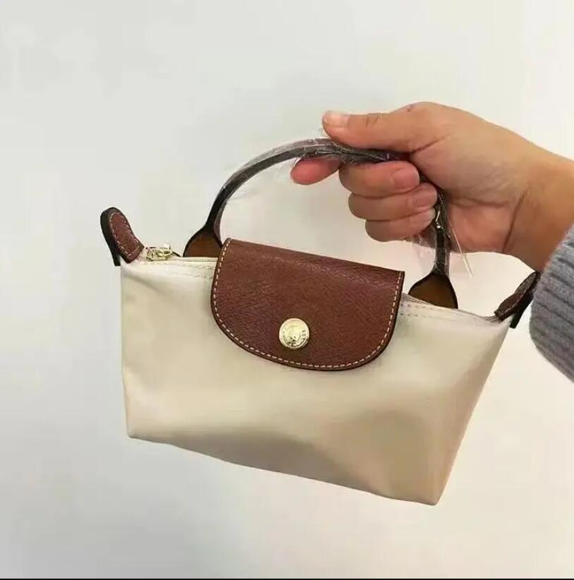 Precious A bag that goes with any outfit