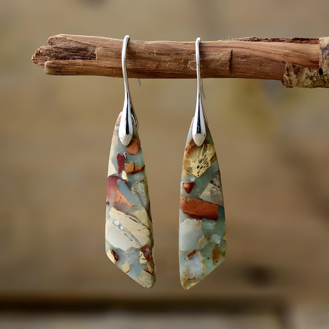 Laurel Vintage Nature Stone Earrings