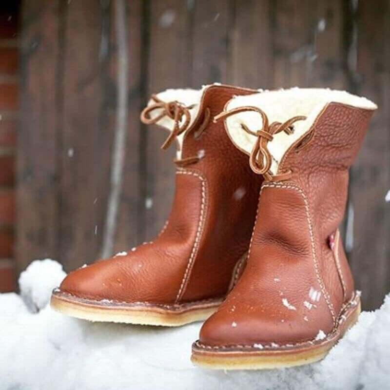 Charlie Step Inn Boots with Fleece Lining