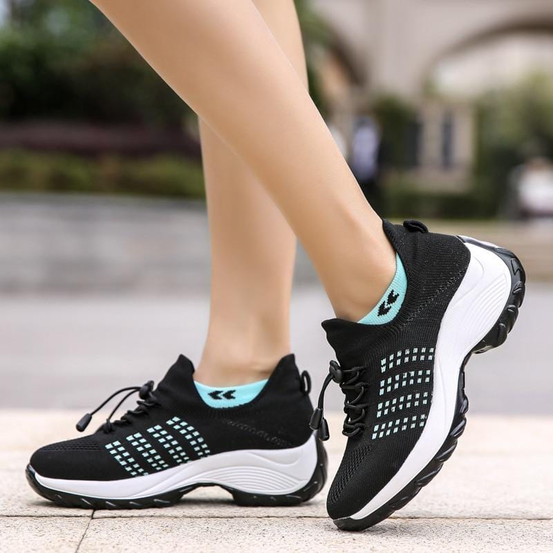 FlexiFit - Slip-On Sneakers