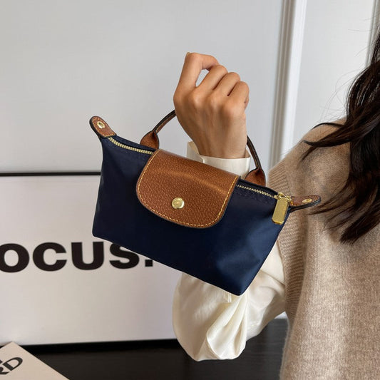 Precious A bag that goes with any outfit