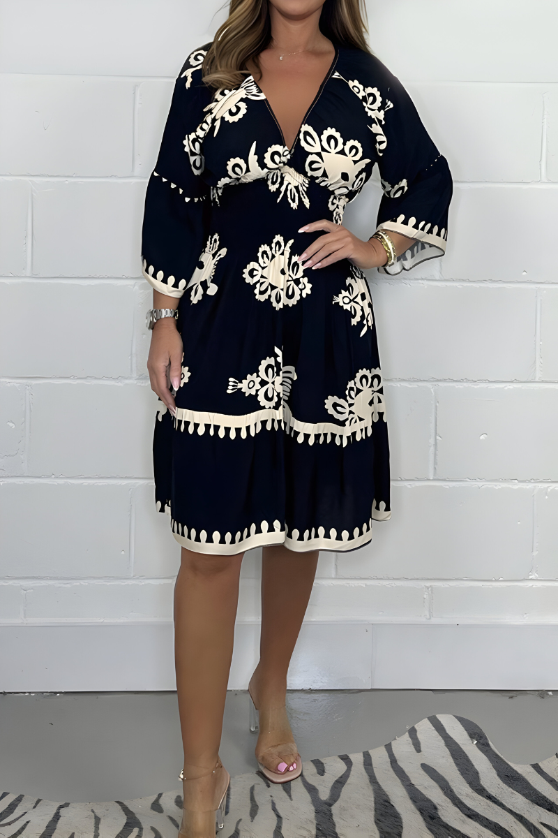 Emmeline Flattering Knee-Length Dress