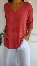 Vera Plain knitted top with V-neckline