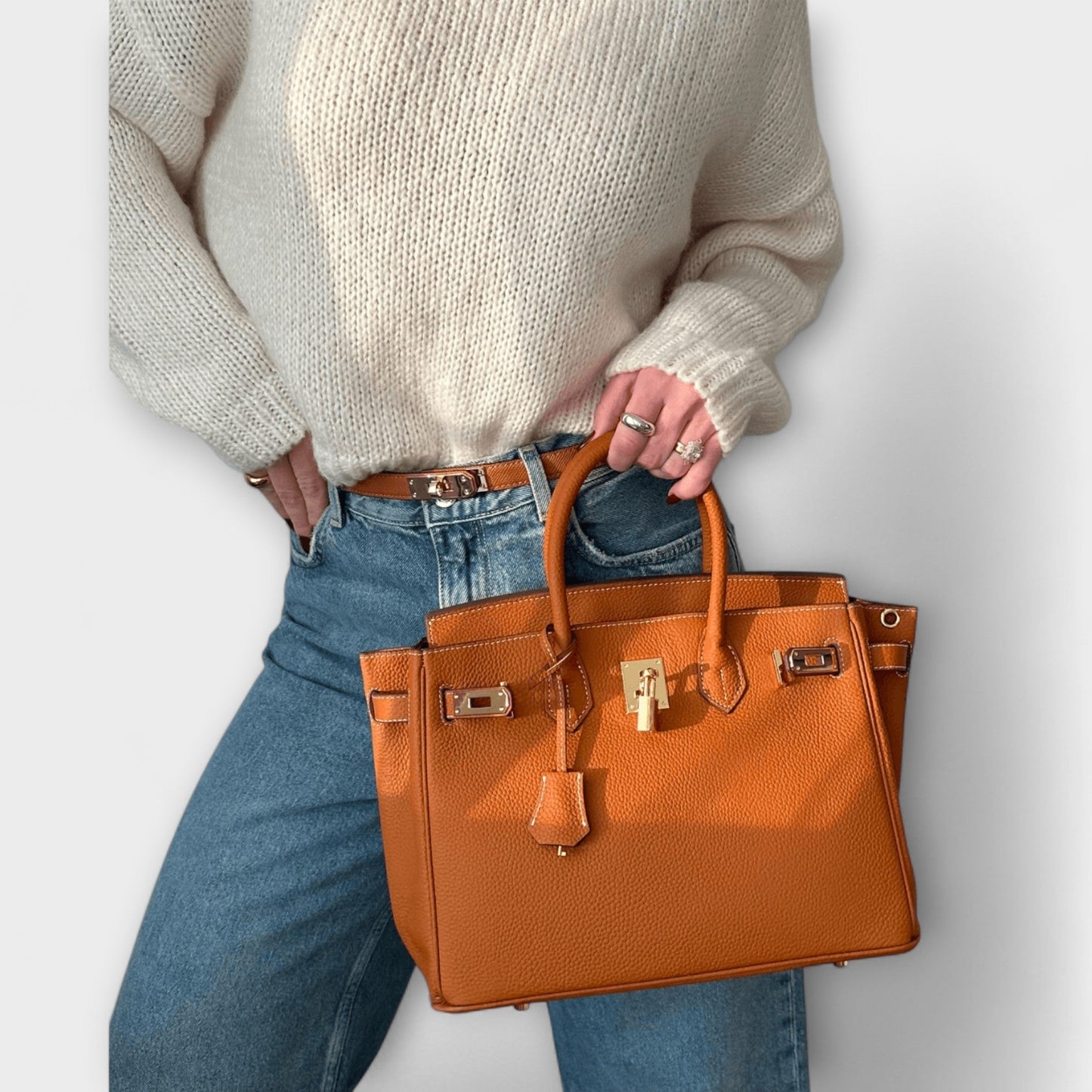 Kinsley Luxurious Leather Handbag