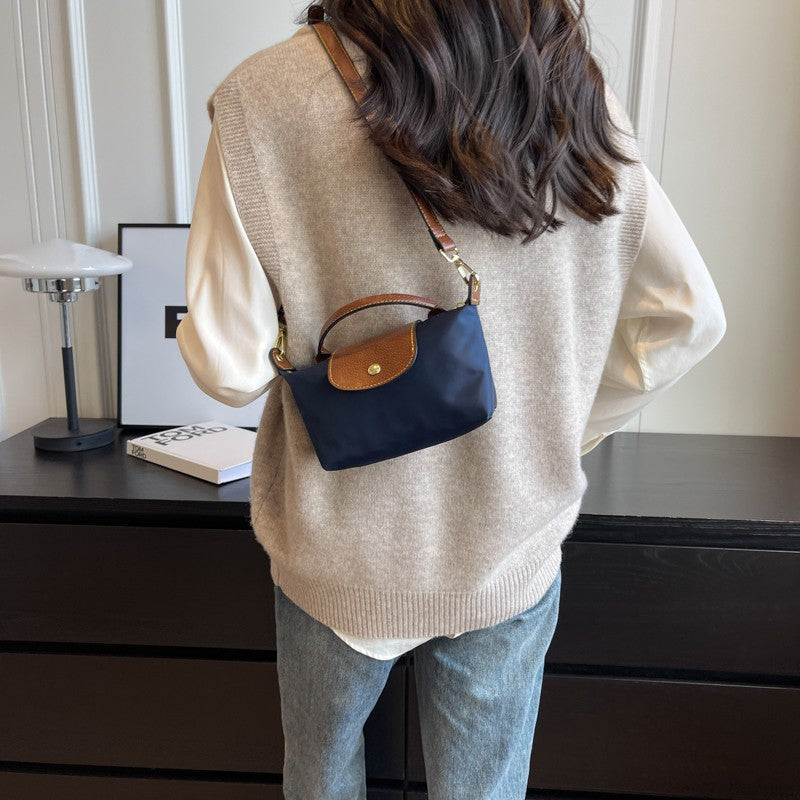 Precious A bag that goes with any outfit