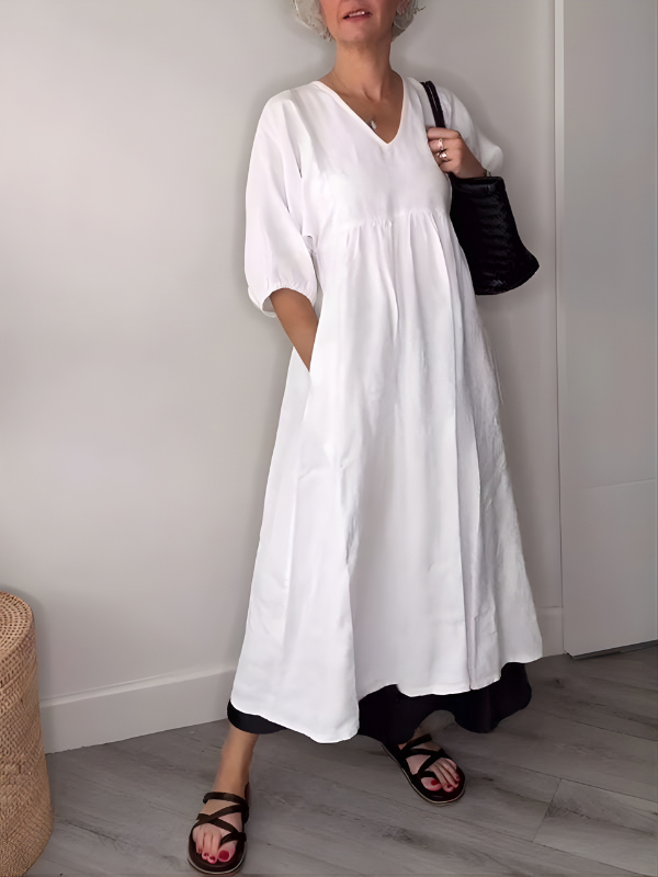 Daisy Elegance V-Neck Maxi Dress