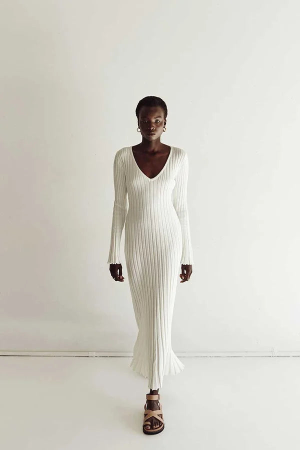 Demi V-neck midi dress with sleeves
