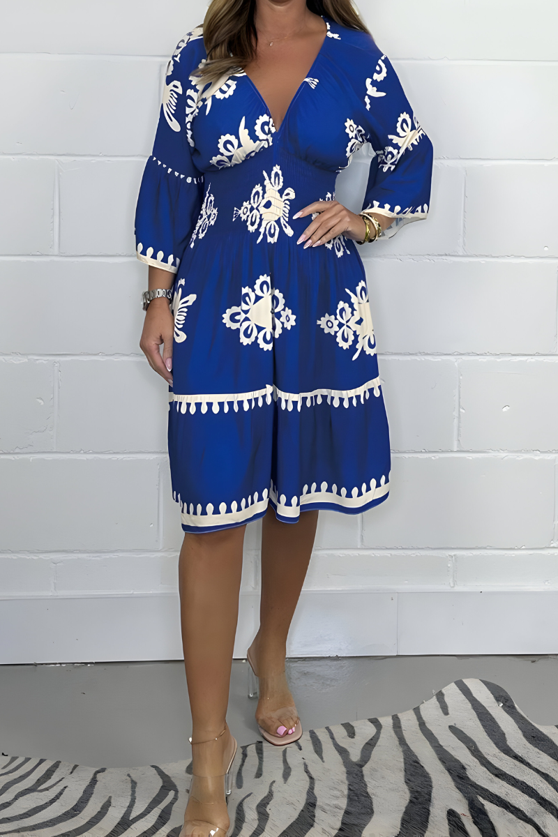 Emmeline Flattering Knee-Length Dress
