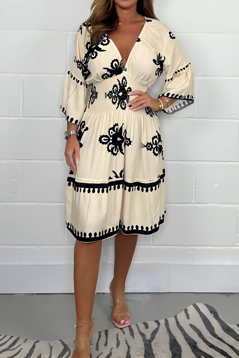 Emmeline Flattering Knee-Length Dress