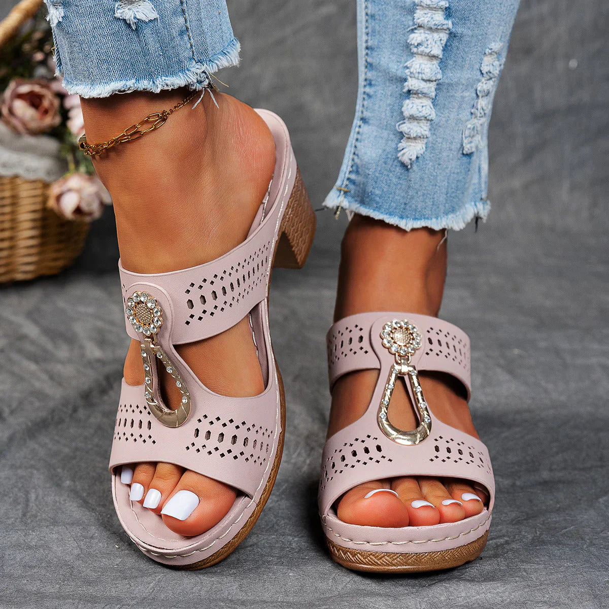 Zariah Orthopaedic Heel Sandals
