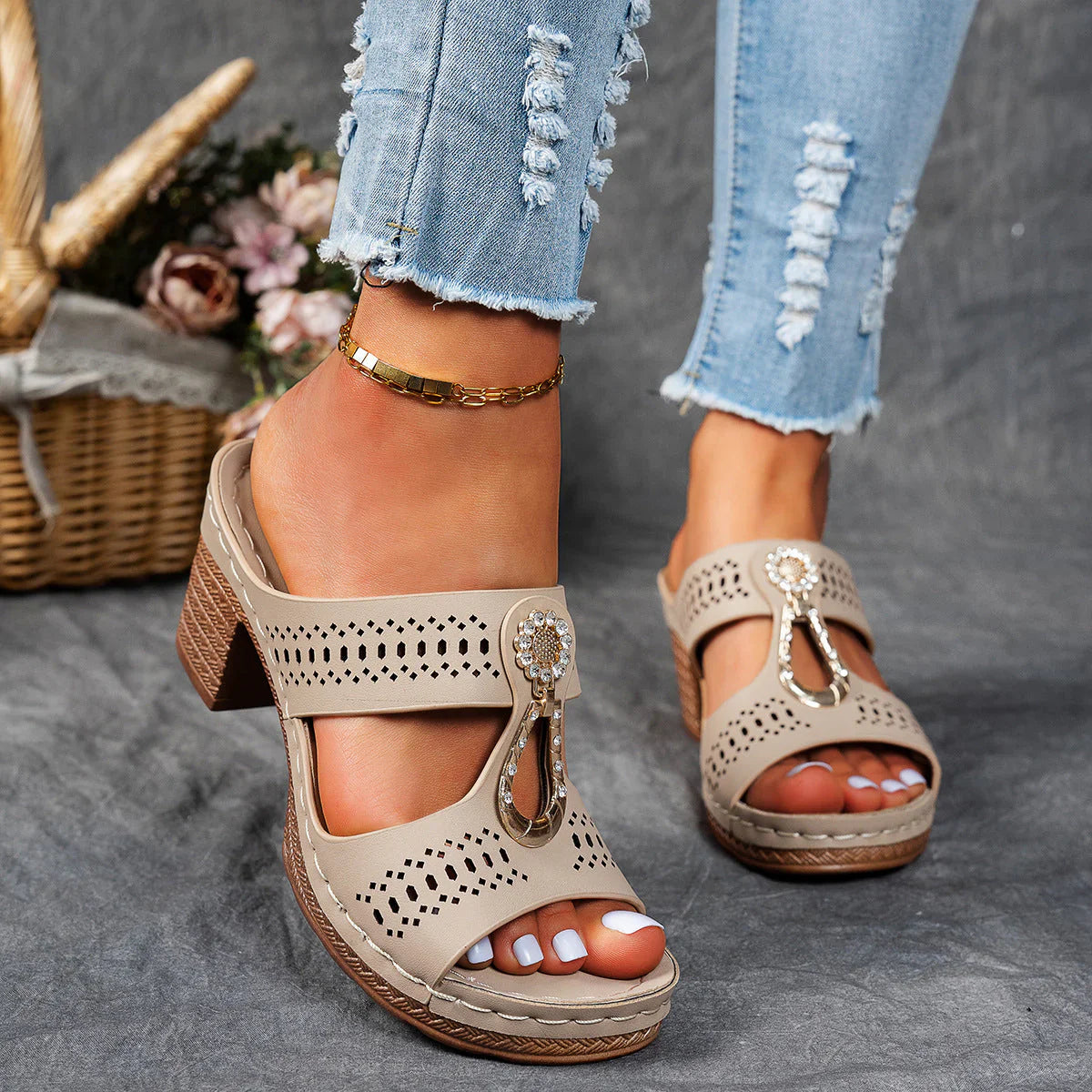 Zariah Orthopaedic Heel Sandals