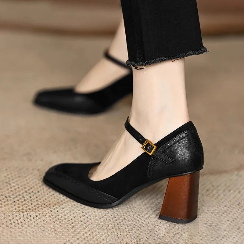 Leslie Vintage Look Heels