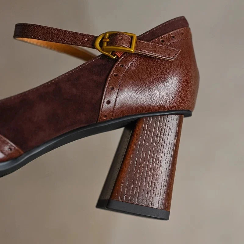 Leslie Vintage Look Heels