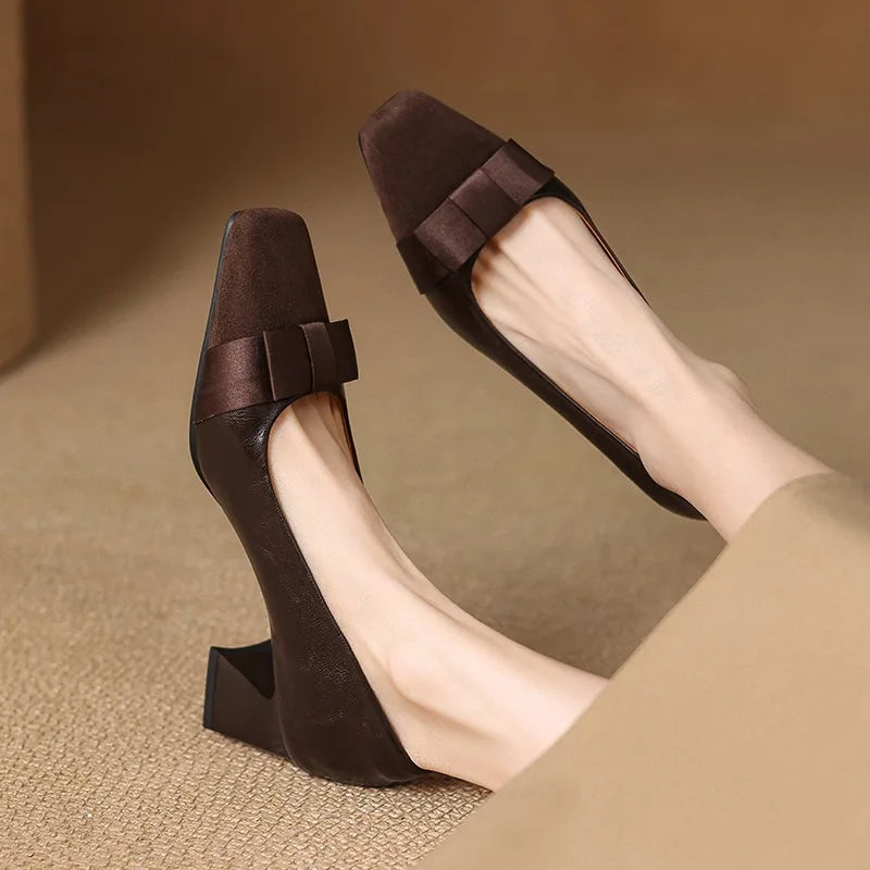 Mina Classic Elegant Pumps