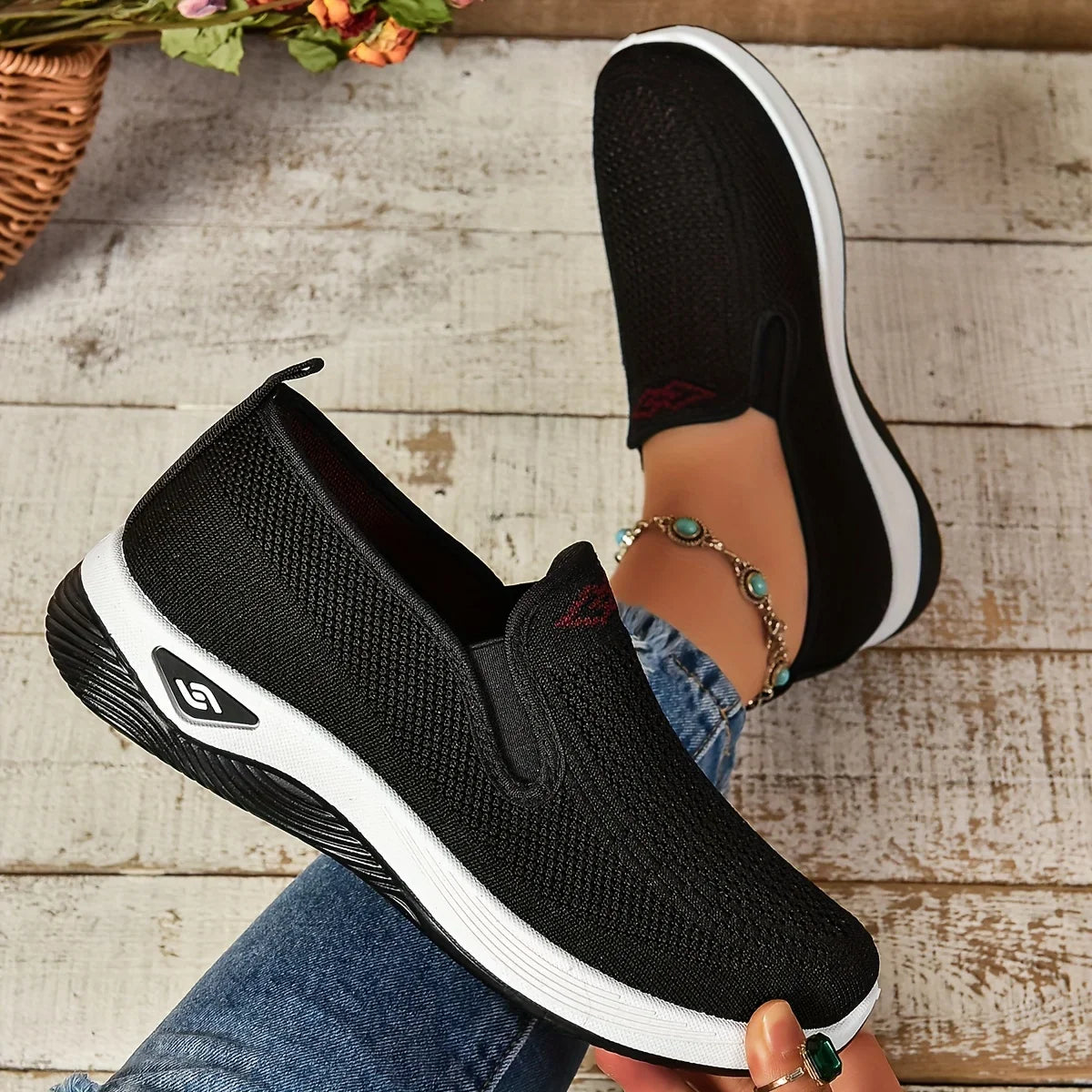 Emely Orthopaedic Sneaker