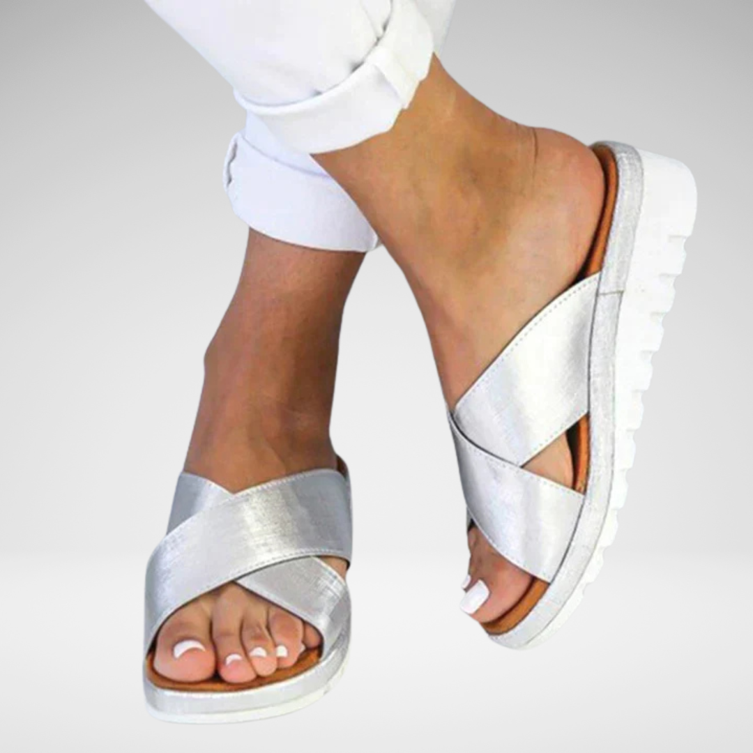 CloudWalk The Trendsetting Ortho-Sandals