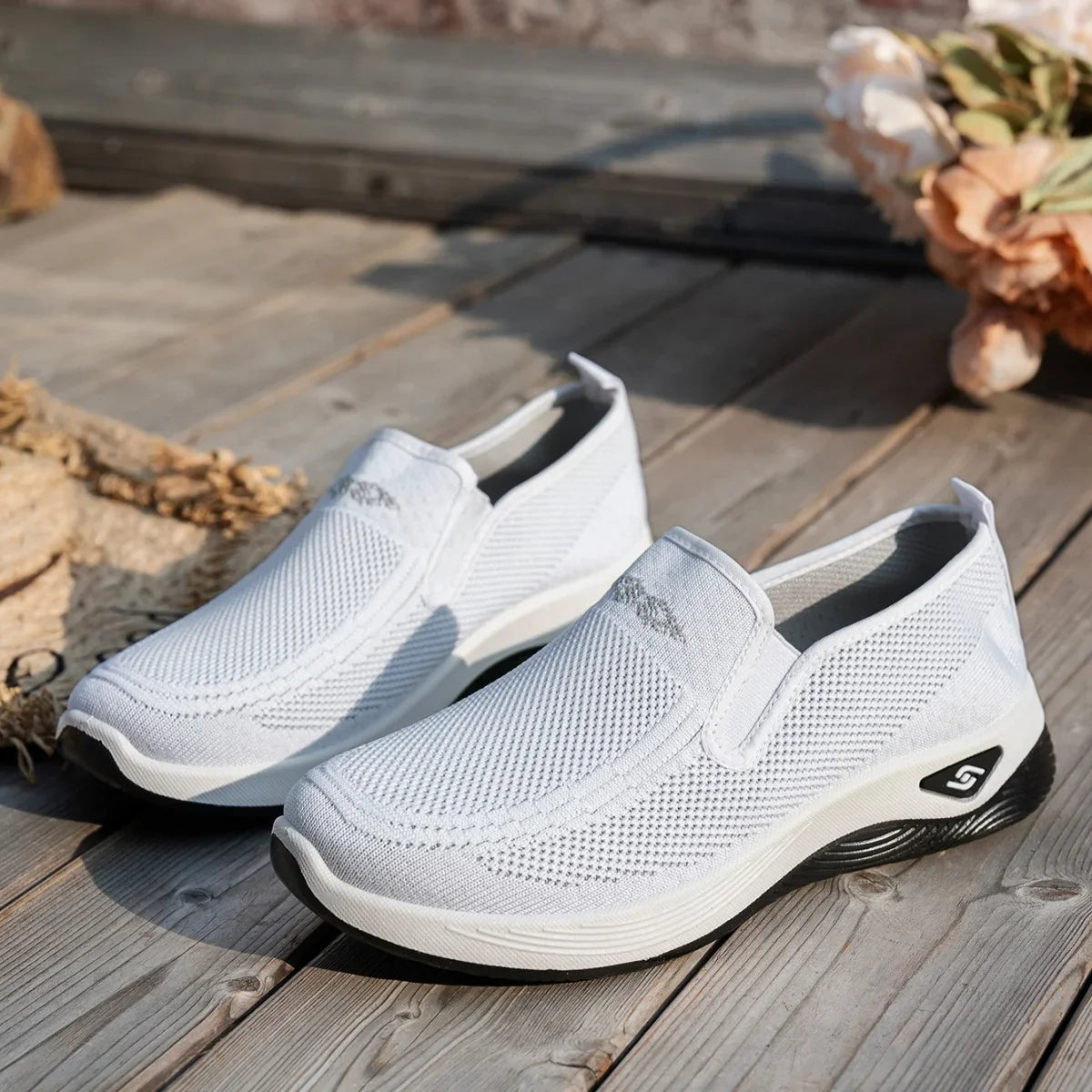 Emely Orthopaedic Sneaker