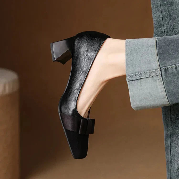 Mina Classic Elegant Pumps