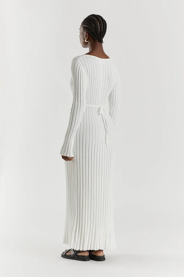 Demi V-neck midi dress with sleeves