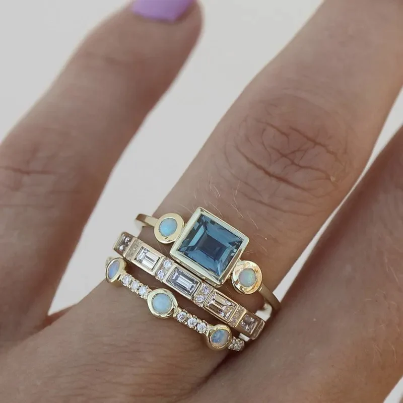 Emilie Vintage Blue Crystal Ring