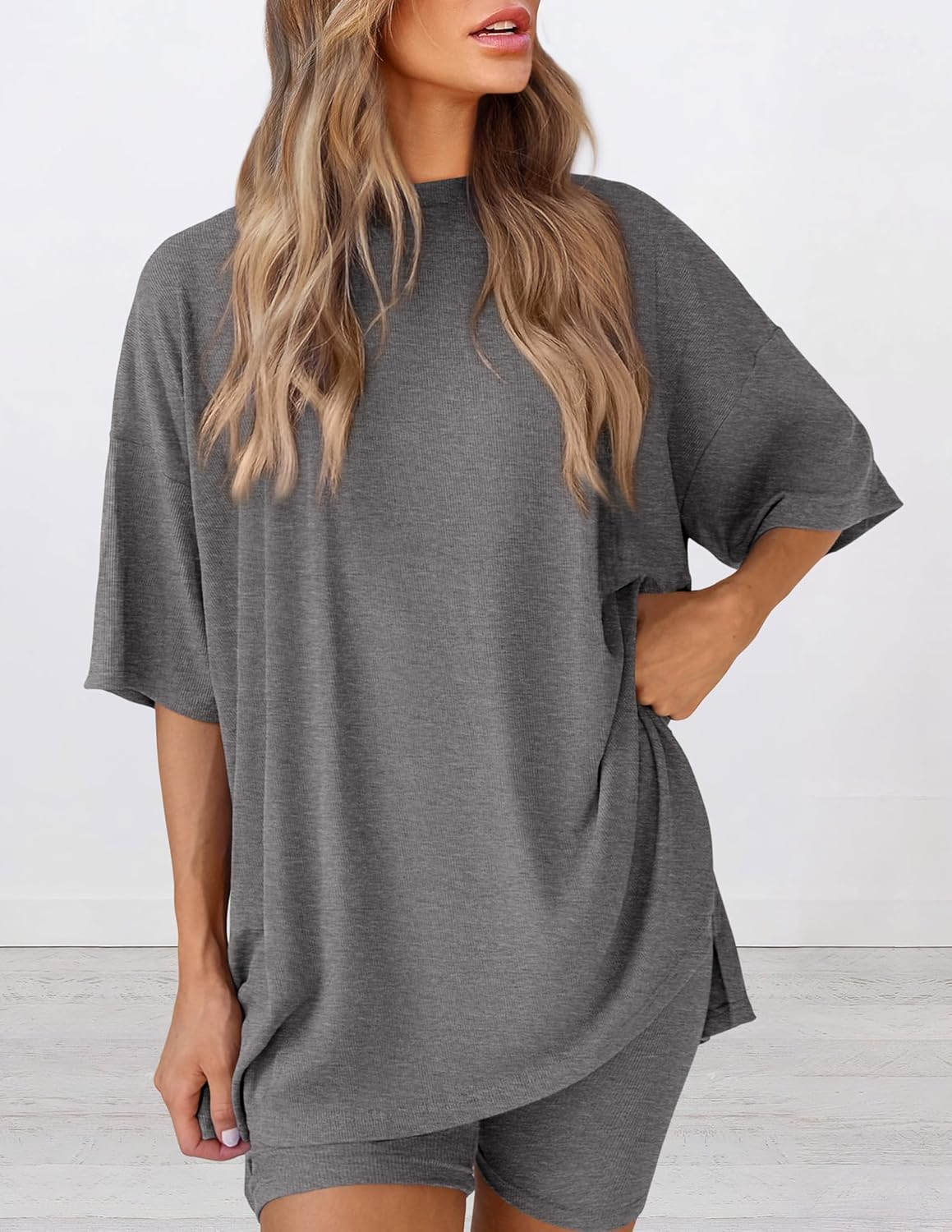 Nina Minimal 2-Piece Set