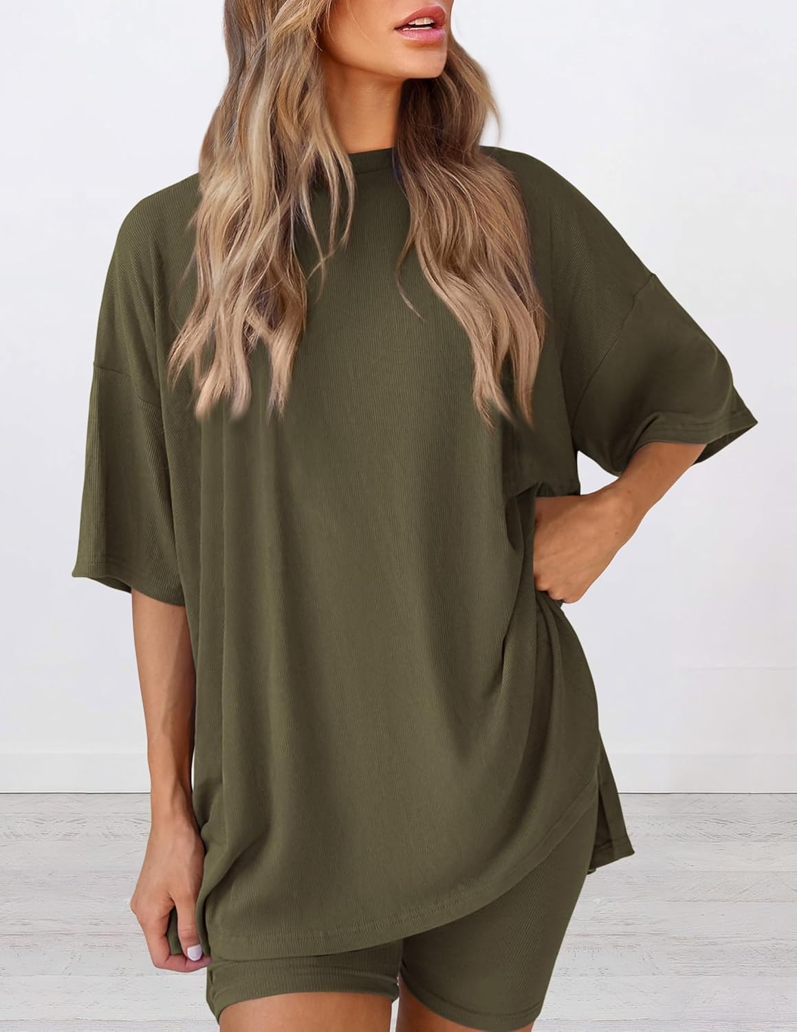 Nina Minimal 2-Piece Set