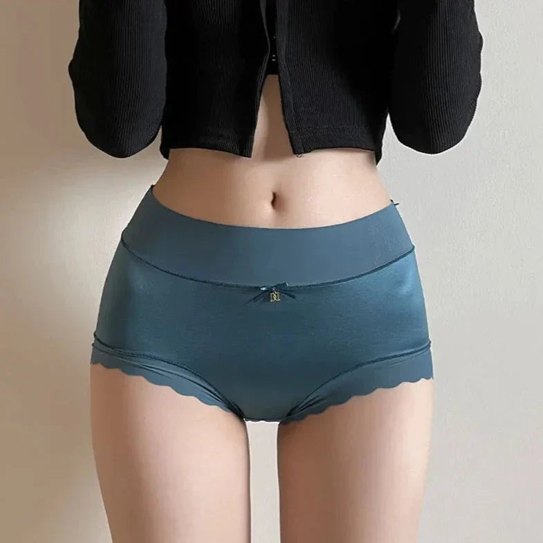 Maria Seamless Antibacterial Silk Panties