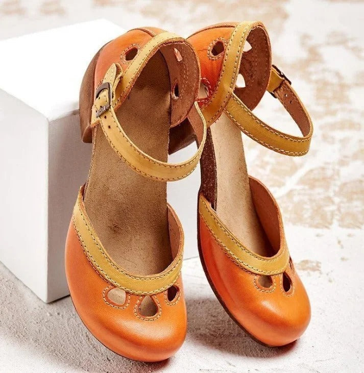 Jaimie Sandals With Low Heel